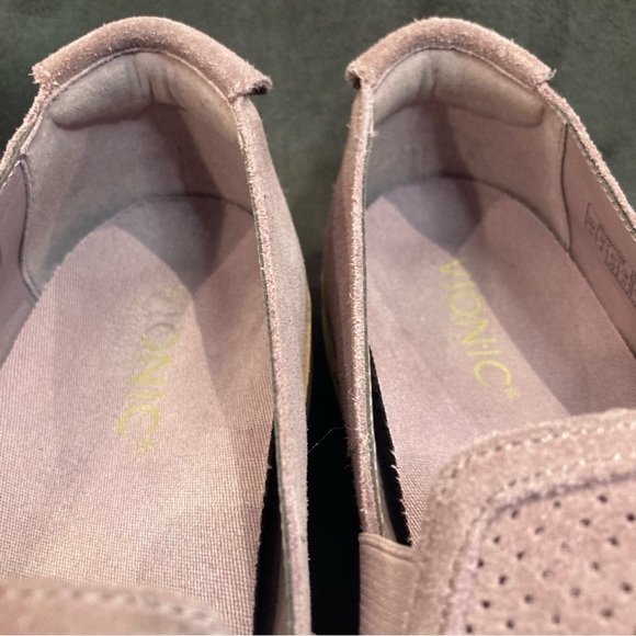 VIONIC Sz 10 Malina Perforated Toe Cap Rubber Sole Suede Slip On Loafers Flats - Picture 11 of 15